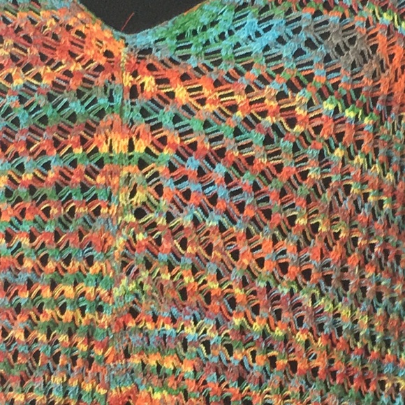 New Directions size large multicolored crochet top - Picture 3 of 3